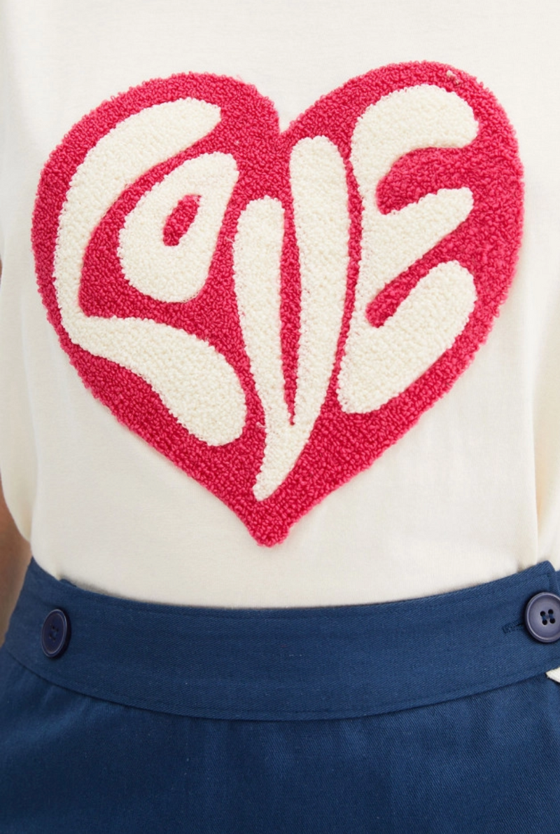 COMPANIA FANTASTICA - 42060 Cotton T-shirt with heart print.