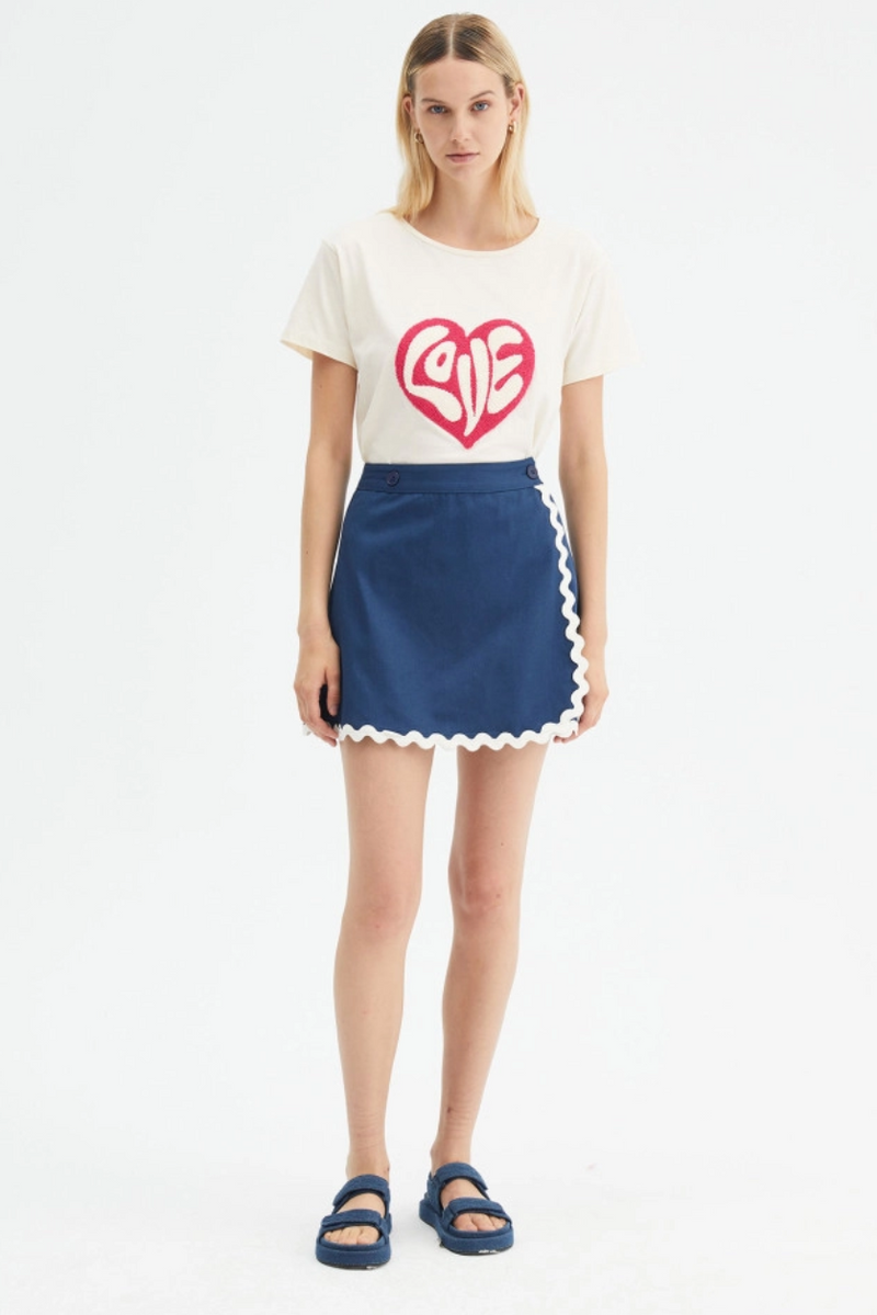 COMPANIA FANTASTICA - 42060 Cotton T-shirt with heart print.